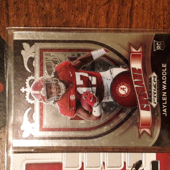 2021 Jaylen Waddle rookie cards - Picture 5 of 6